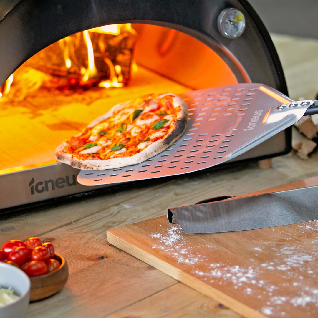 Igneus 12-Inch and 14-Inch Pizza Peels – Precision and Ease for Perfect Pizzas